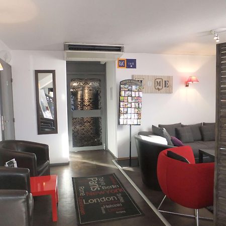 Hotel Restaurant Kyriad Brive Centre Exteriör bild