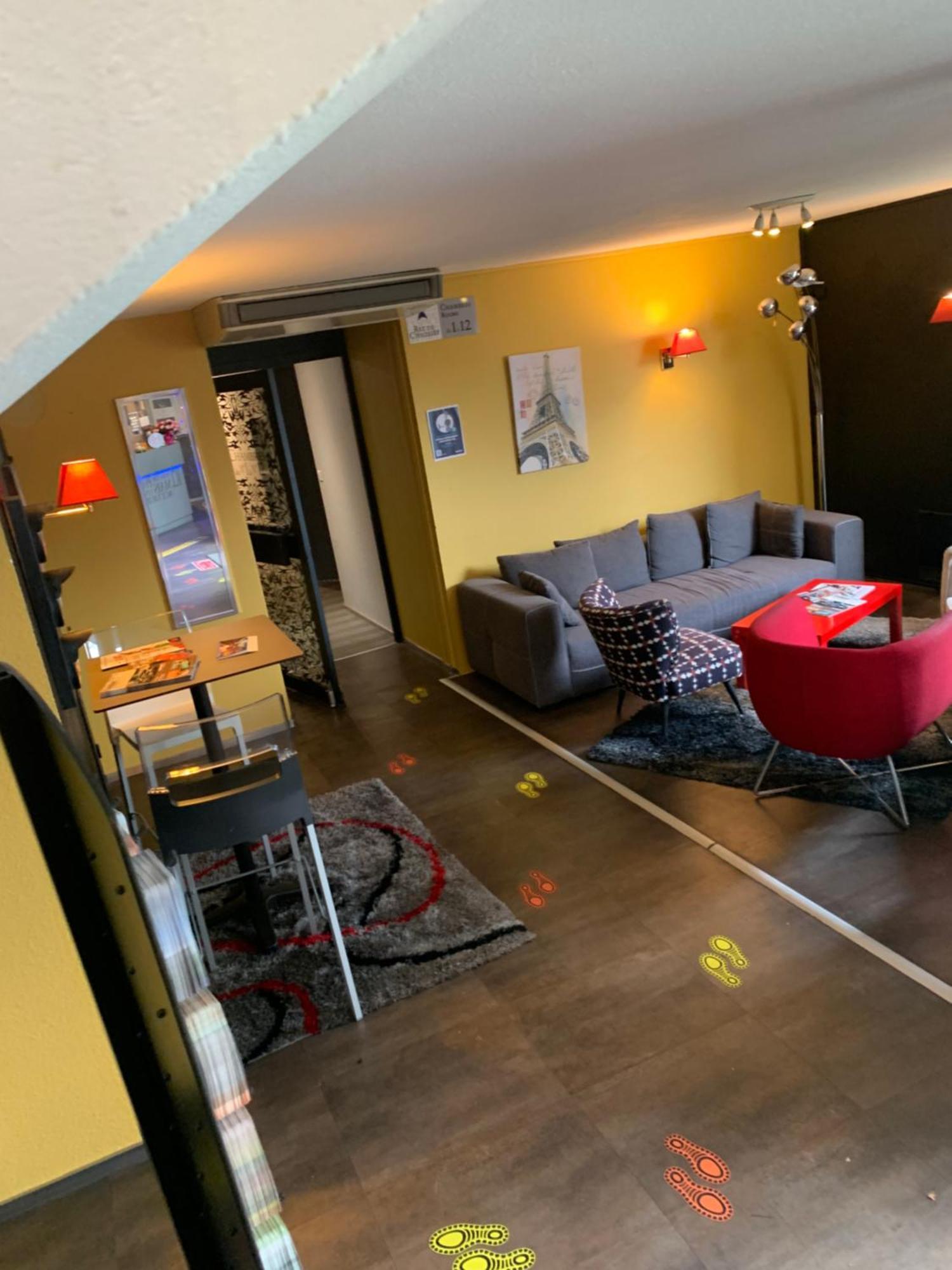Hotel Restaurant Kyriad Brive Centre Exteriör bild